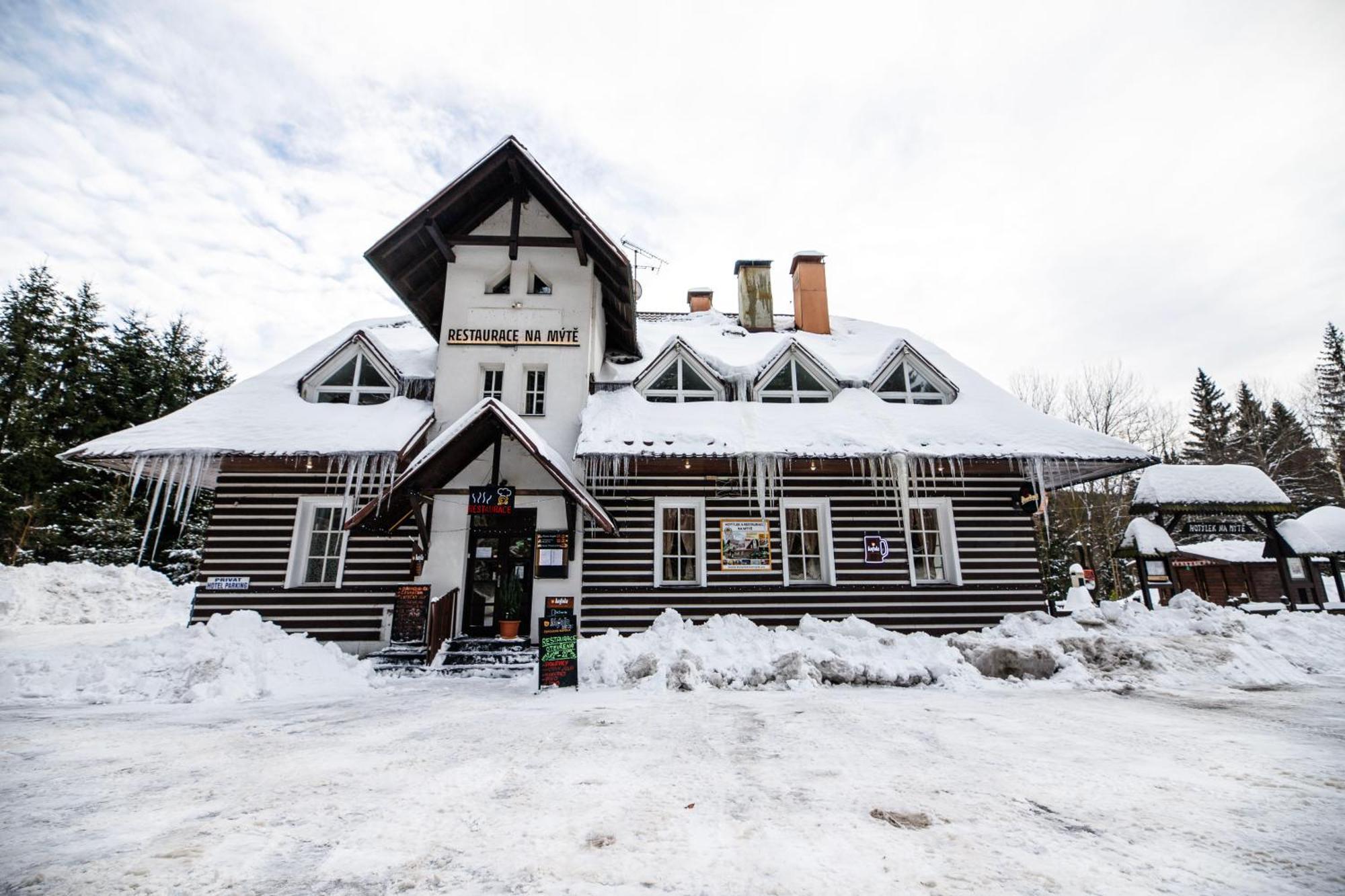 Hotylek Na Myte Hotel Harrachov Exterior photo