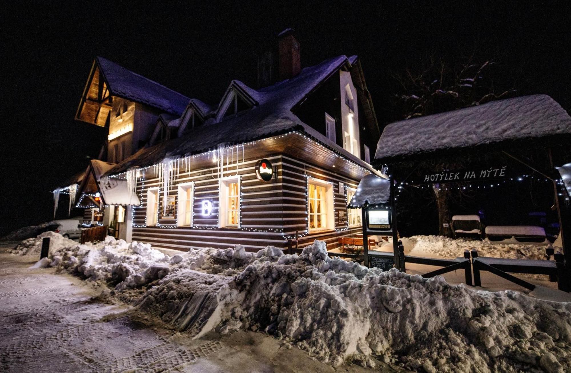 Hotylek Na Myte Hotel Harrachov Exterior photo